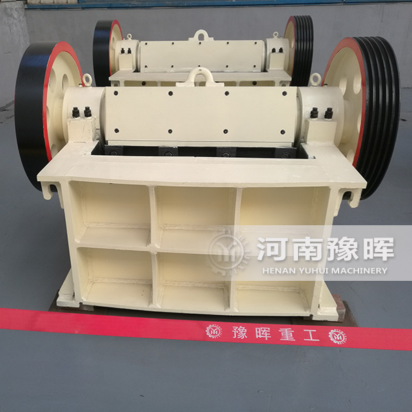 鄂式破碎機(jī)